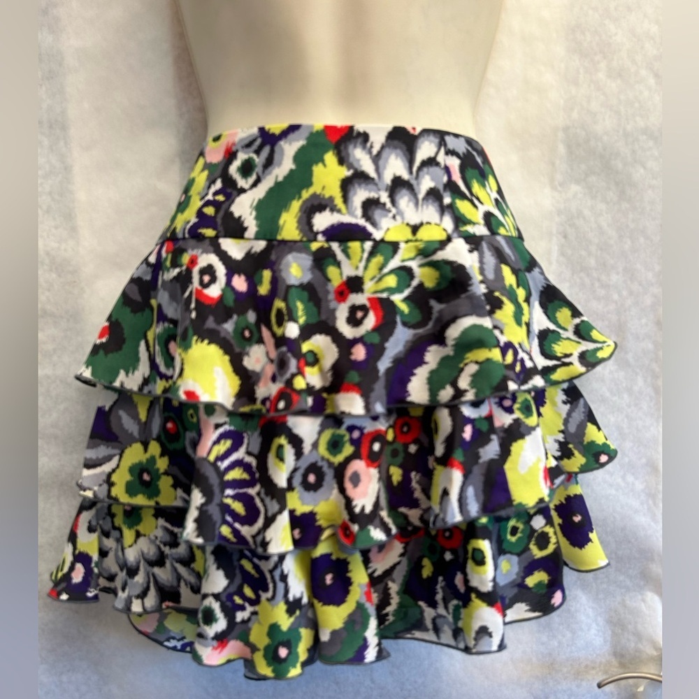 Armani Exchange Floral layered ruffled Mini Skirt in vibrant multicolors Sz-0.G7